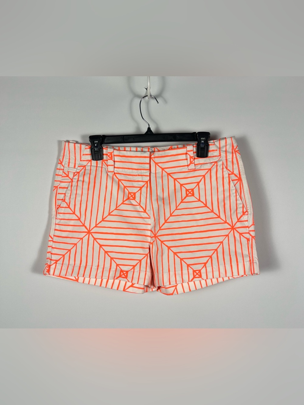 Vineyard Vines Women's Chino Shorts Geometric Cotton Stretch Shorts Size 10 NWT